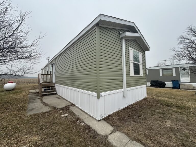 Green-Acres-Manufactured-Home-Lot-North-42 (1)