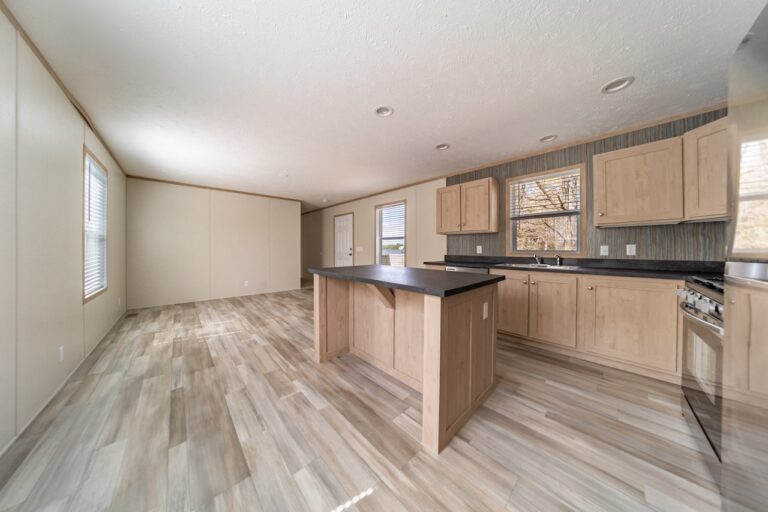 best manufactured home in Mansfeld ohio lot 16 3