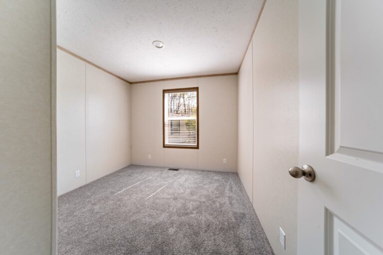 best manufactured home in Mansfeld ohio lot 16 11