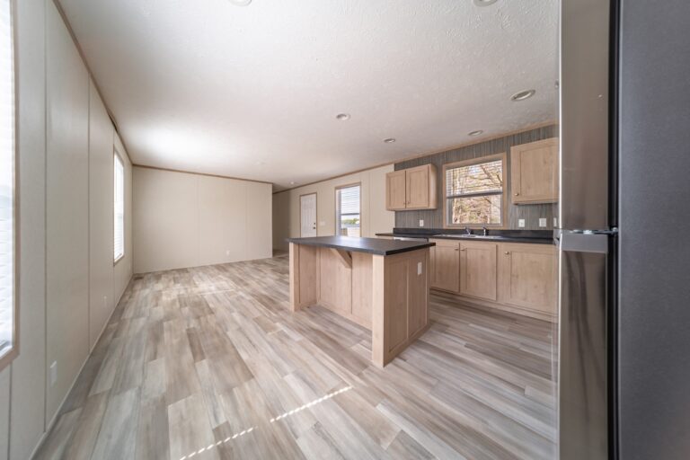 best manufactured home in Mansfeld ohio lot 16 10