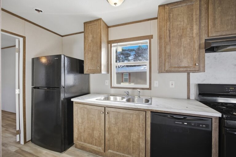 best manufactured home in royal village toledo - Lot 2083