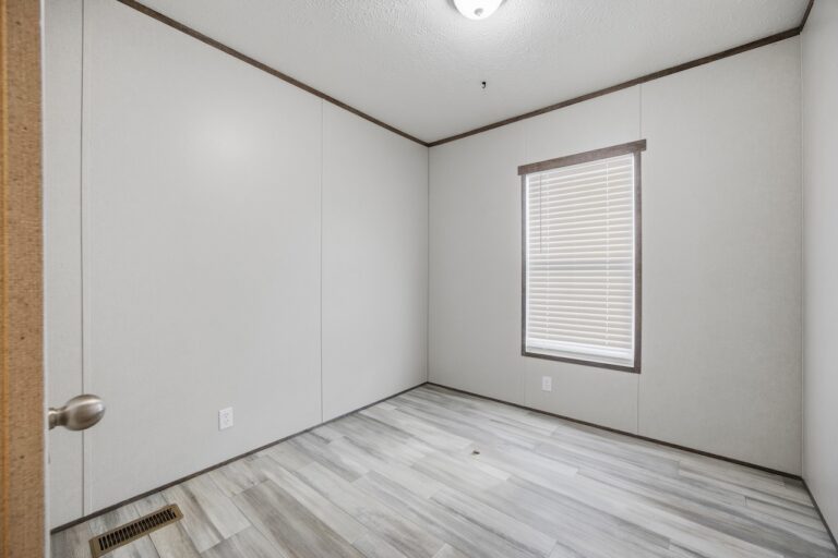 best manufactured home in royal village toledo - Lot 2087