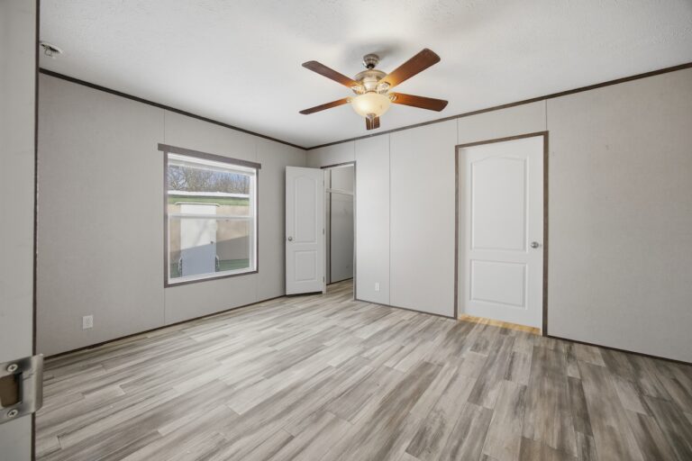 best manufactured home in royal village toledo - Lot 20812