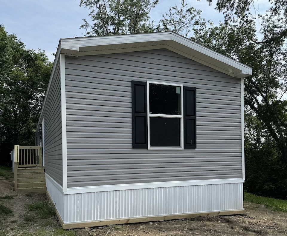 manufactured home in angel estates