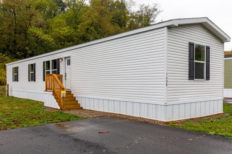 best manufactured SINGLE wide home in HIDDEN VALLEY BULGER PA - lot 1408 - 3