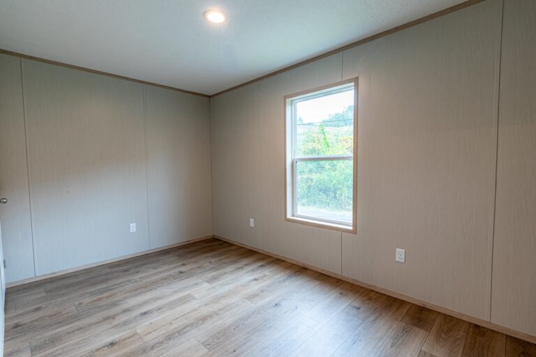best manufactured SINGLE wide home in HIDDEN VALLEY BULGER PA - lot 1408 - 23