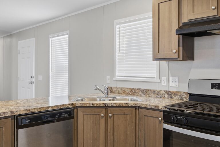 best manufactured home in royal village toledo - Lot 109 - 6