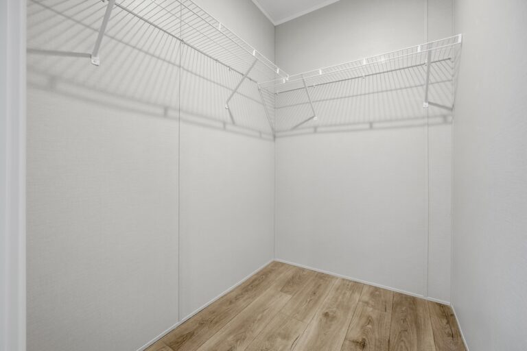 best manufactured home in royal village toledo - Lot 109 - 11