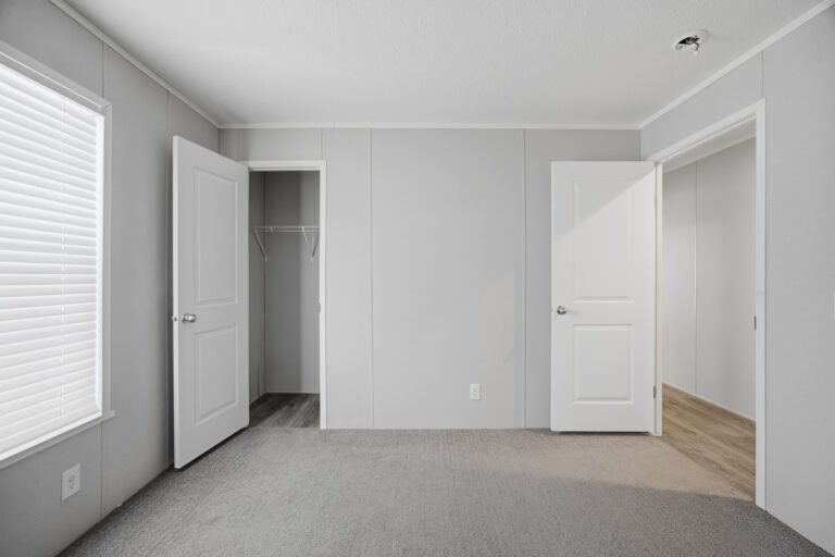 best manufactured home in royal village toledo - Lot 109 - 17