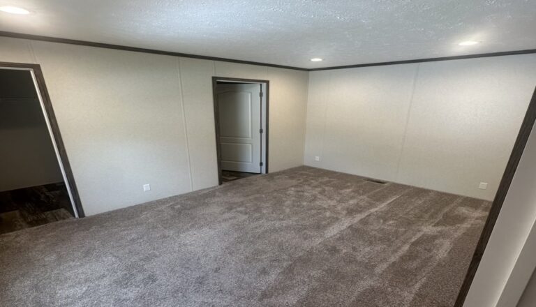 best manufactured home in royal village toledo ohio lot 20500003