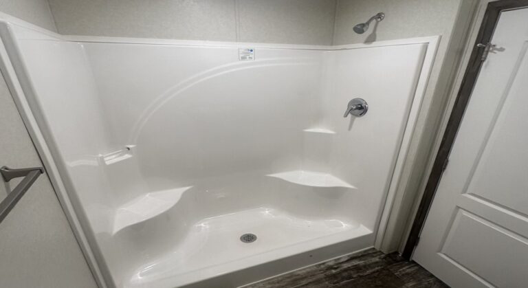 best manufactured home in royal village toledo ohio lot 20500005