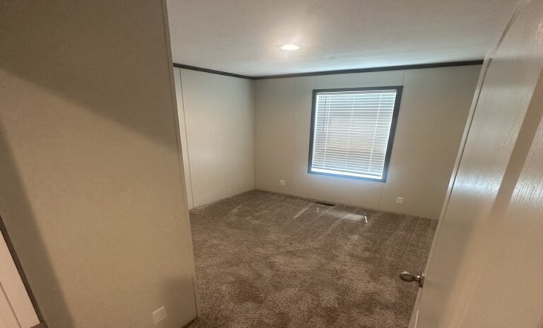 best manufactured home in royal village toledo ohio lot 20500008