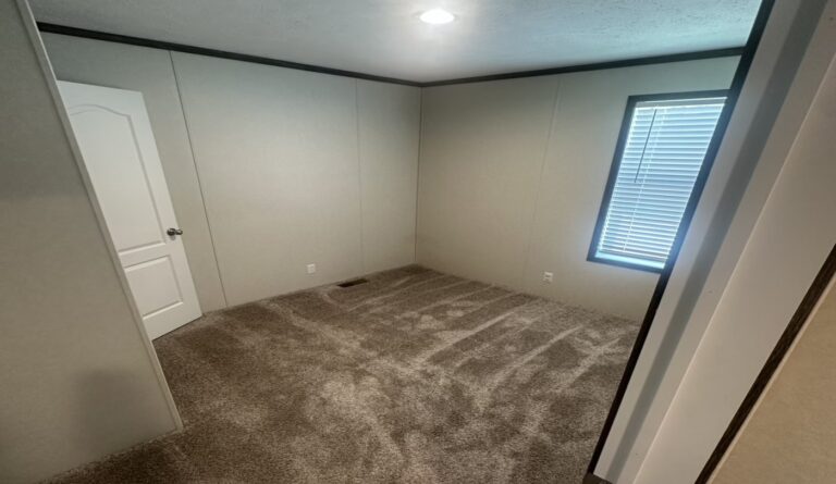 best manufactured home in royal village toledo ohio lot 20500009