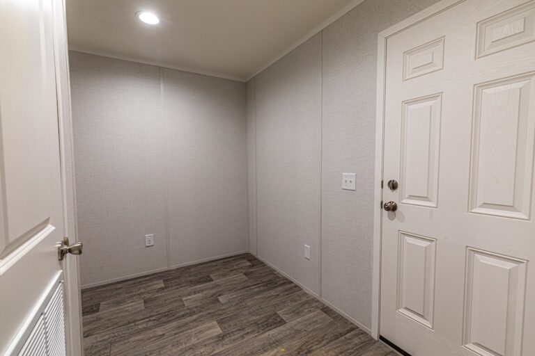 best manufactured double wide home in hidden valley bulger PA - lot 1322 - 21