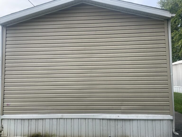 best manufactured SINGLE wide home in PIONEEER ACREES LOUISVILLE KENTUCKY - lot 101 - 6