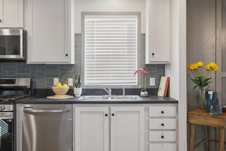 best manufactured home in royal village toledo - Lot 139 - 6