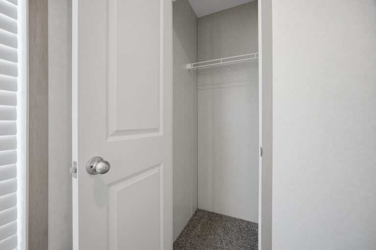 best manufactured home in royal village toledo - Lot 139 - 9