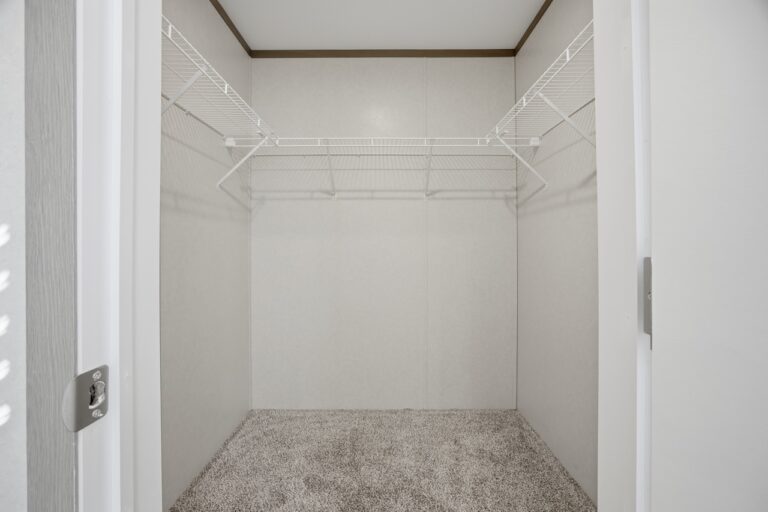 best manufactured home in royal village toledo - Lot 139 - 16