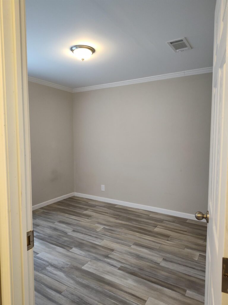 manufactured home in pinewood - lot b2 - clayton - 19