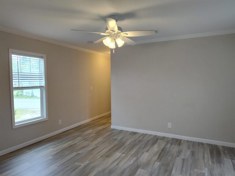 manufactured home in pinewood - lot b2 - clayton - 16