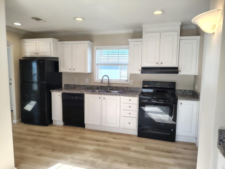 best manufactured home in pinewood ormond beach - lot a21 - 4