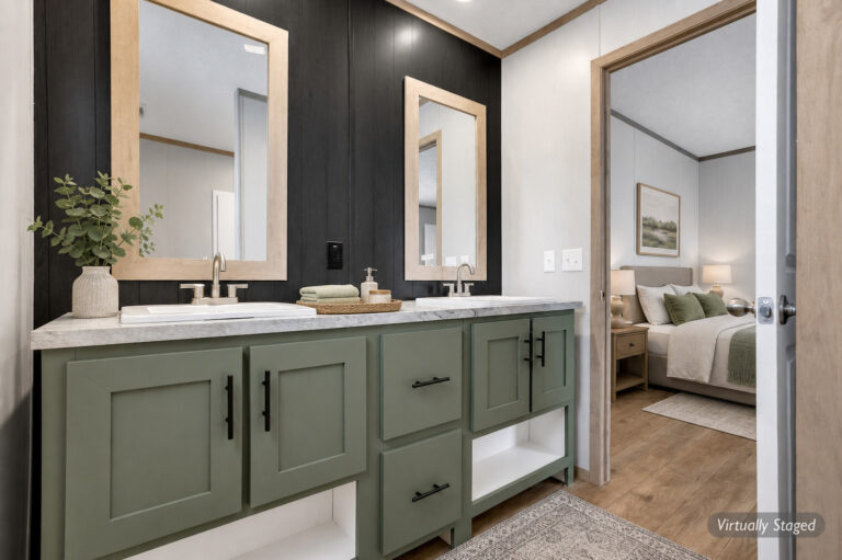 Master Bathroom_2_output_1