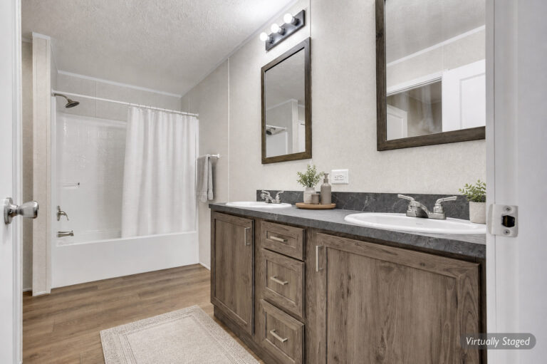 Master Bathroom_2_output_1