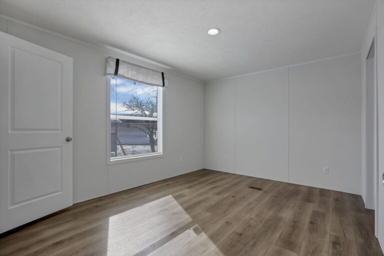 best manufactured home in crystal lake - lot 7124