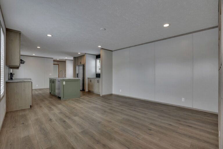 best manufactured home in crystal lake - lot 745