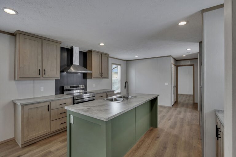 best manufactured home in crystal lake - lot 748