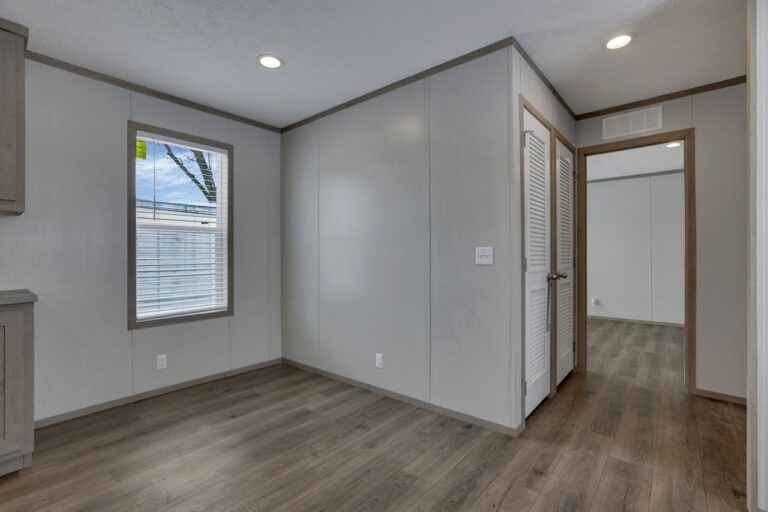 best manufactured home in crystal lake - lot 7412