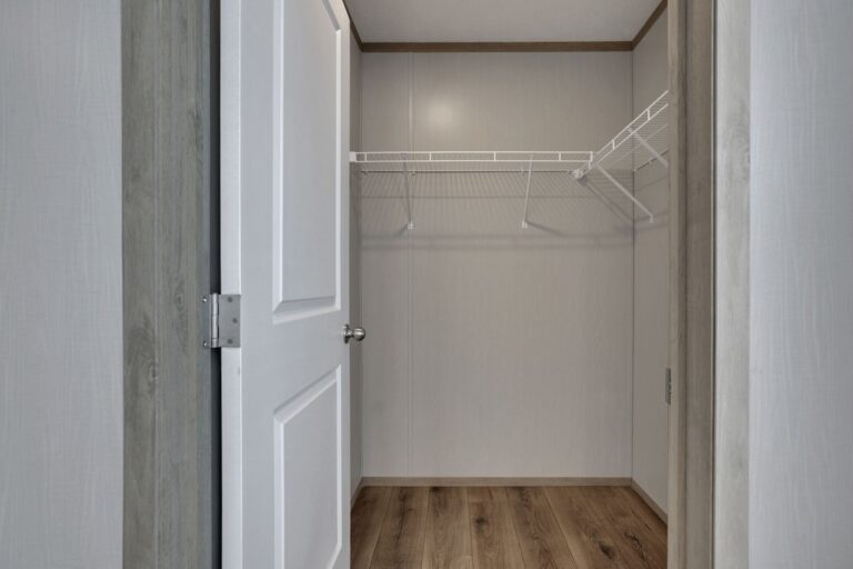 best manufactured home in crystal lake - lot 7424