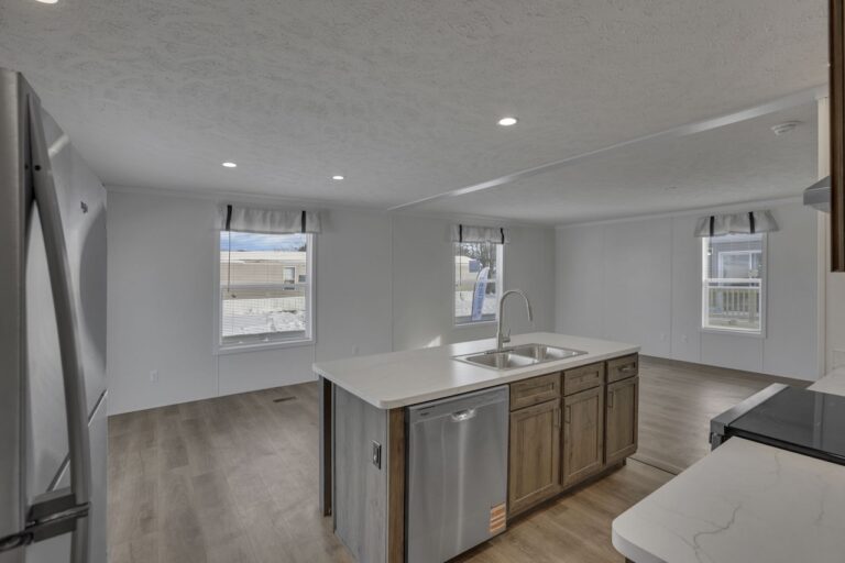 best manufactured home in crystal lake - lot 501 - 11