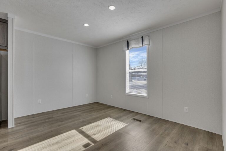 8-web-or-mls-SMEP3564